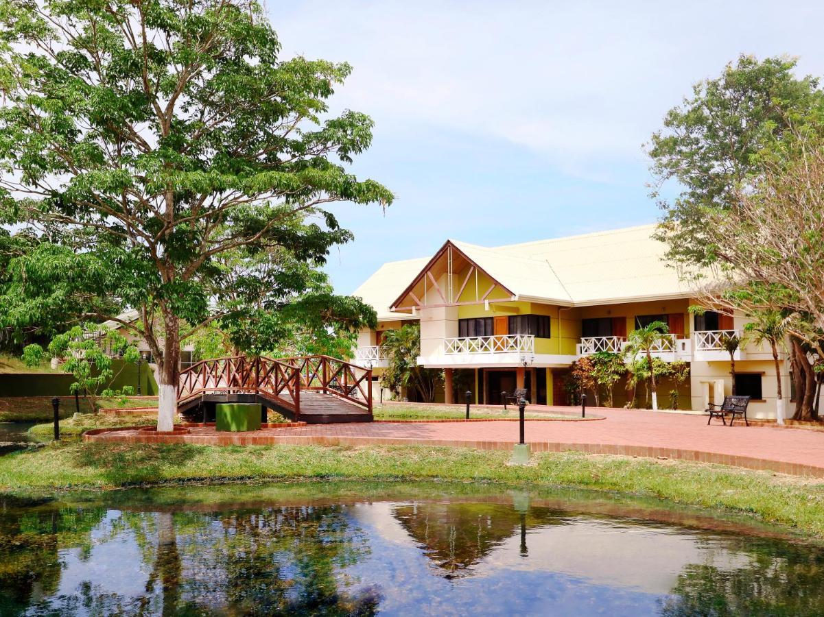 Hotel Faranda Guayacanes, A Member Of Radisson Individuals Chitré Exteriör bild